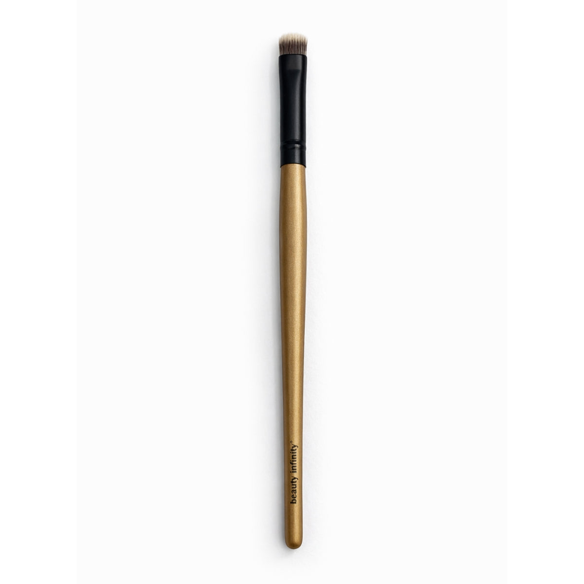 Flat concealer brush for under eye and spot coverage